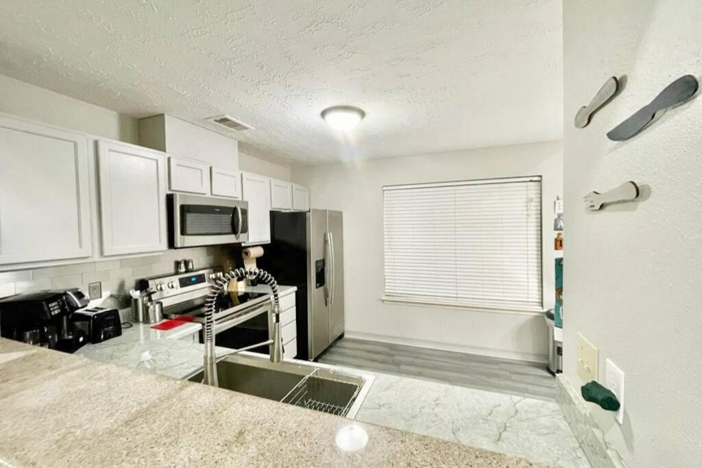 3 Bedroom Entire Home - Centrally Located In Katy, Texas المظهر الخارجي الصورة