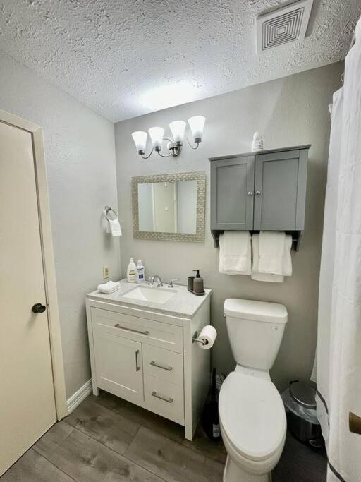 3 Bedroom Entire Home - Centrally Located In Katy, Texas المظهر الخارجي الصورة