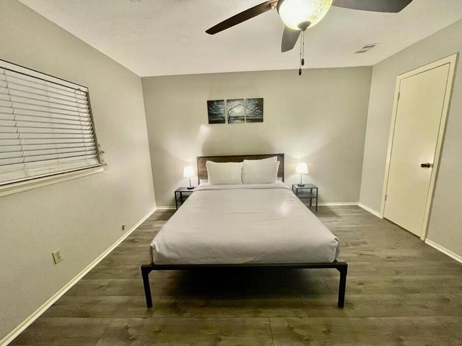 3 Bedroom Entire Home - Centrally Located In Katy, Texas المظهر الخارجي الصورة