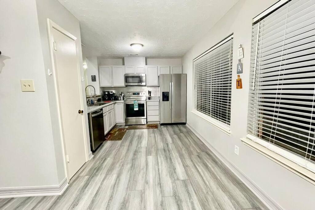 3 Bedroom Entire Home - Centrally Located In Katy, Texas المظهر الخارجي الصورة