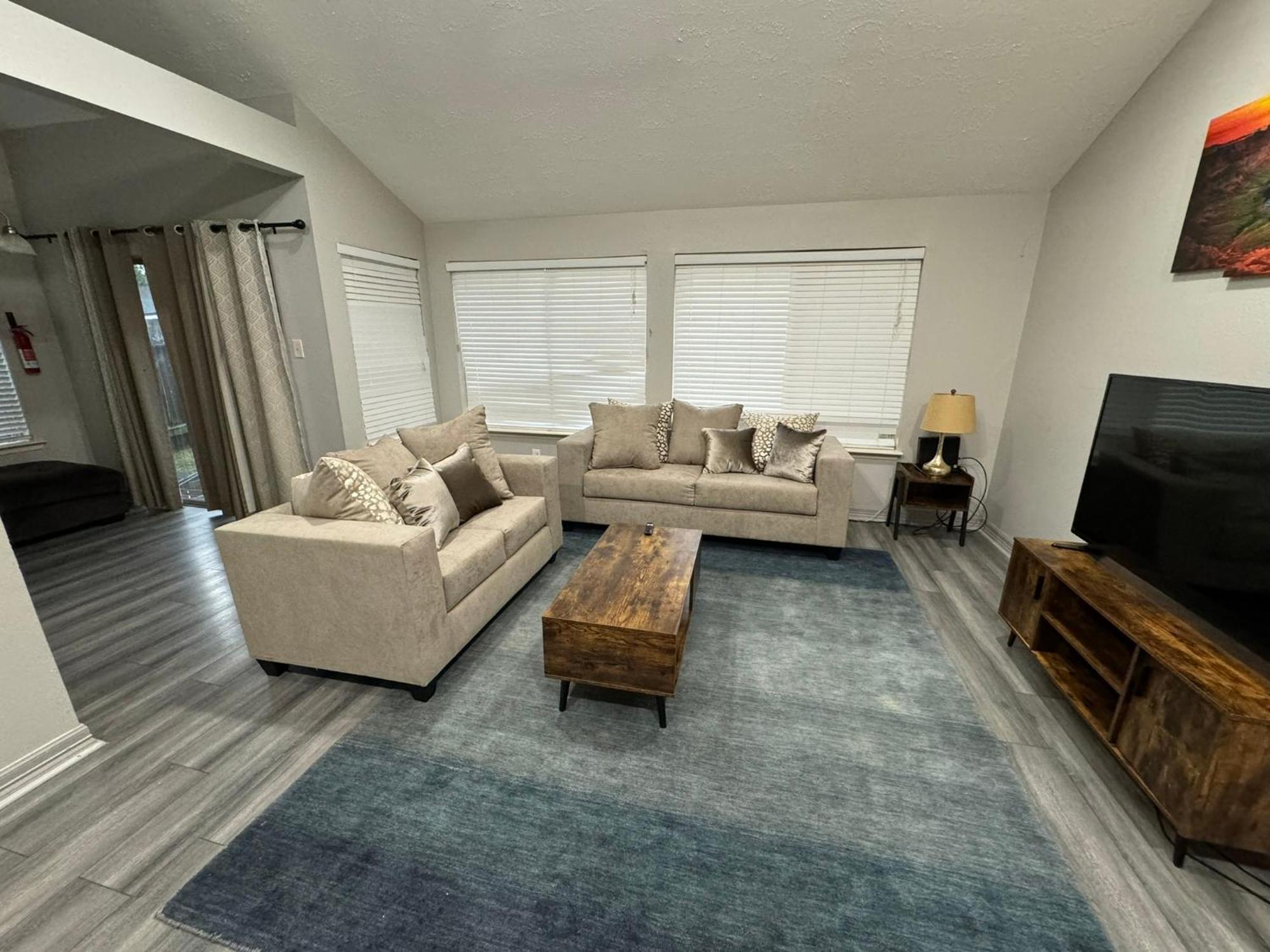 3 Bedroom Entire Home - Centrally Located In Katy, Texas المظهر الخارجي الصورة